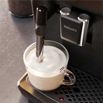 Philips espressomasin vahustamas piima